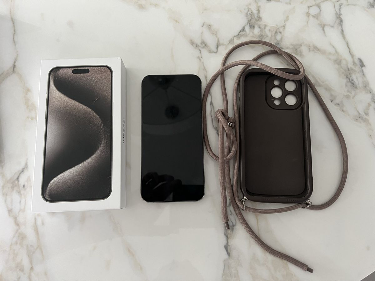 Apple Telefoni cellulari / Smartphones: Apple iPhone 15 Pro Max 512GB – Usato da Hirschthal venduto da E_M.90 4