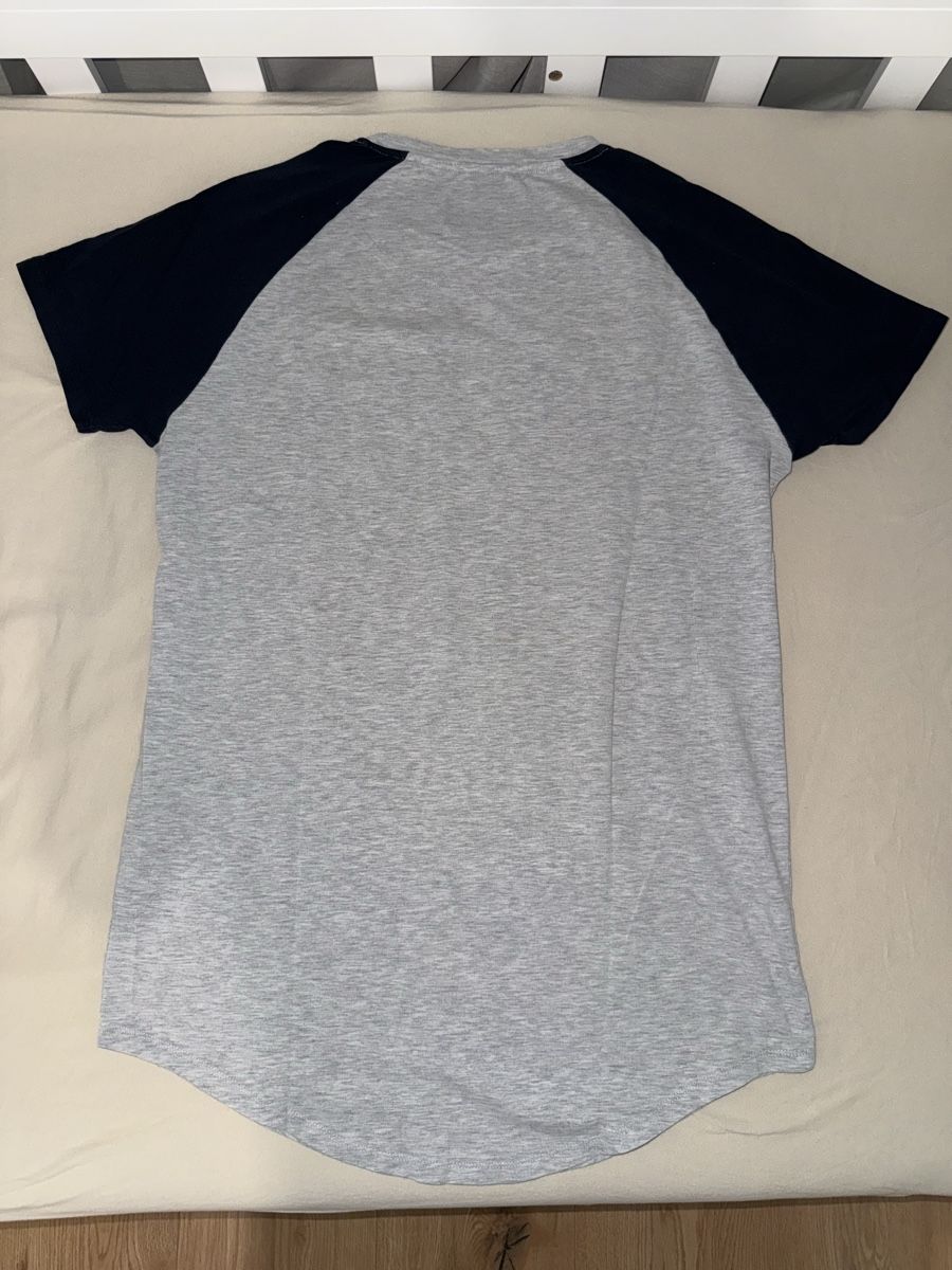 Siksilk T-shirt: T-shirt Siksilk Gris taille L – Nuovo (secondo la descrizione) da Villaz-St-Pierre venduto da dav_w66n 3