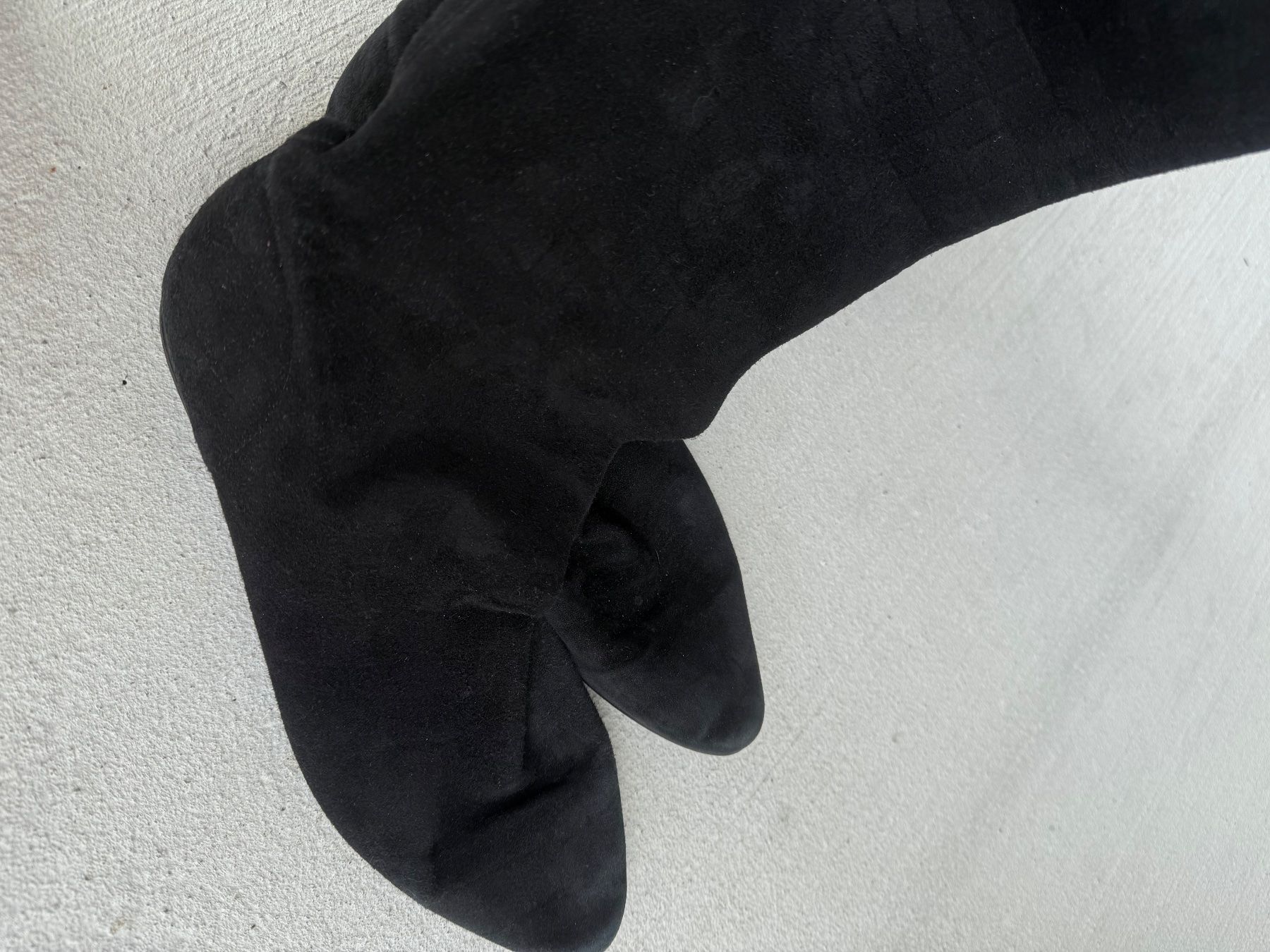 Scarpe da donna: Schwarze Wildleder Overknee Stiefel - Grösse 36 – Usato da Riehen venduto da ann_76jw 5
