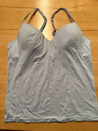 Hellblaues Bustier mit Bügel und Wattierung