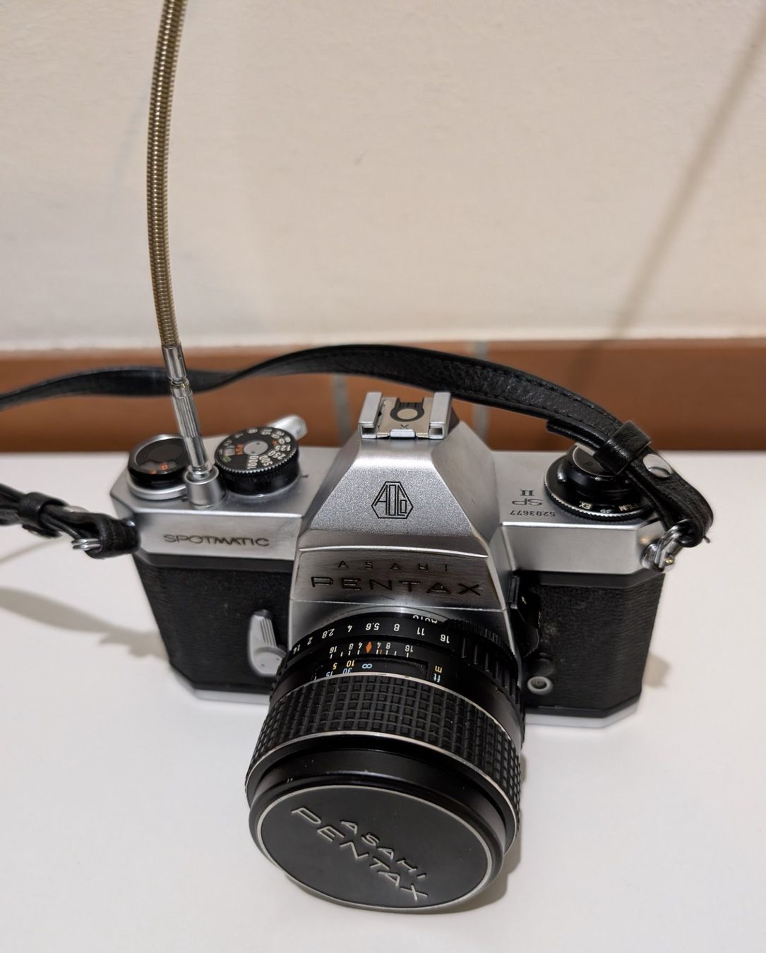 Asahi Fotocamera: Asahi Pentax Spotmatic SP II mit Objektiv – Usato da Pfaffhausen venduto da angliker 6
