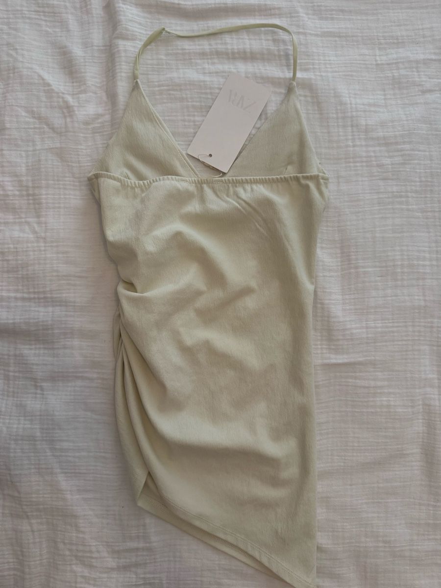 Zara Tops:  Oberteil Zara hellgrün Gr. S – Neu und originalverpackt aus Aarau von beckywhite 2