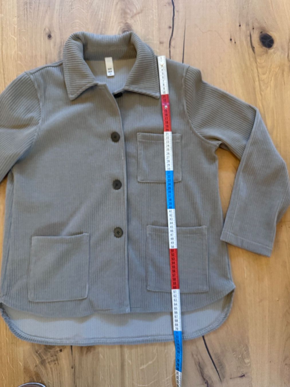 Lotti di vestiti: Cord-Set Jacke und Hose – Usato da Frutigen venduto da sibe56 3