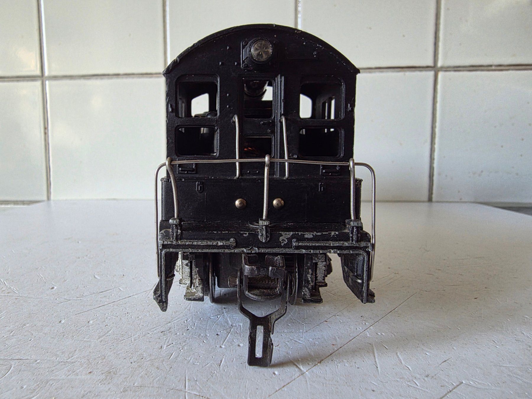 Lionel Modellini di ferrovie: Tenderlok AT&SF, Lok-Nr. 6220 – Usato da Seuzach venduto da Loeckeli01 2