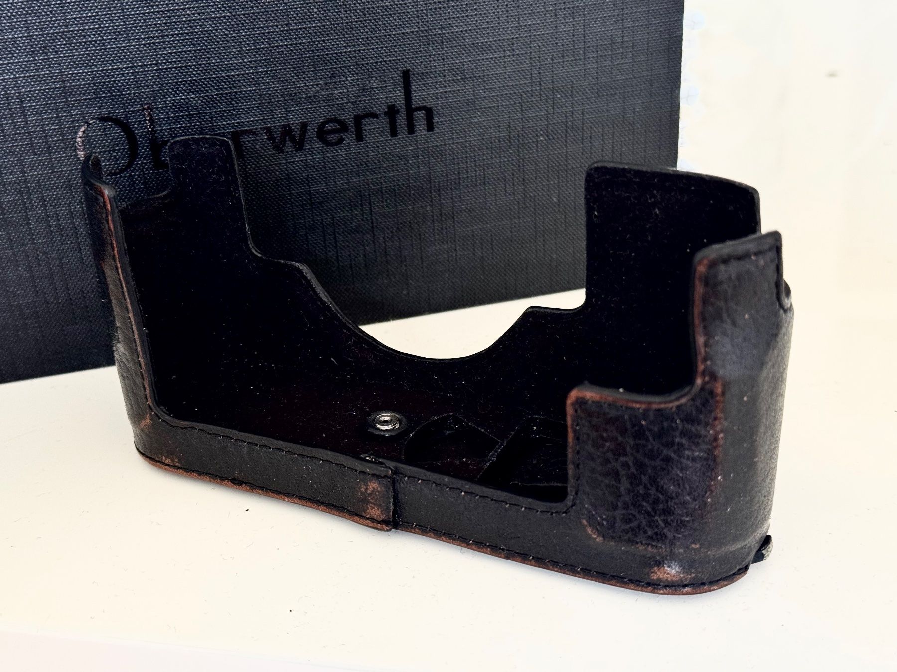 Leica Fotocamera: Oberwerth Half Case Leica M11-P – Usato da Genève venduto da chefphoto 3
