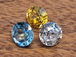 3 natürliche Topase Ceylon (Sri Lanka) insg. ca. 13 ct.