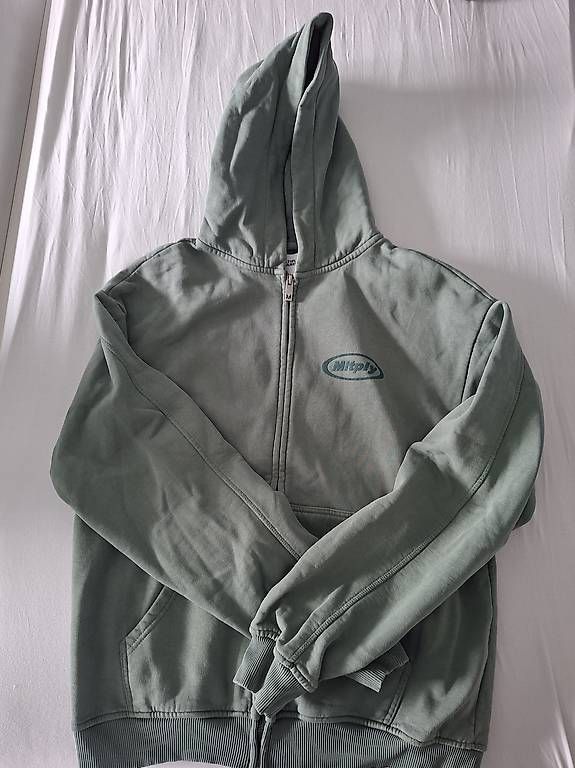Pullover & Sweatshirts: Multiply Hoodie Gr. S – Gebraucht aus Wilderswil von syr_gb6w