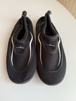 Chaussures de plage/baignade noires, taille 36 - État neuf!