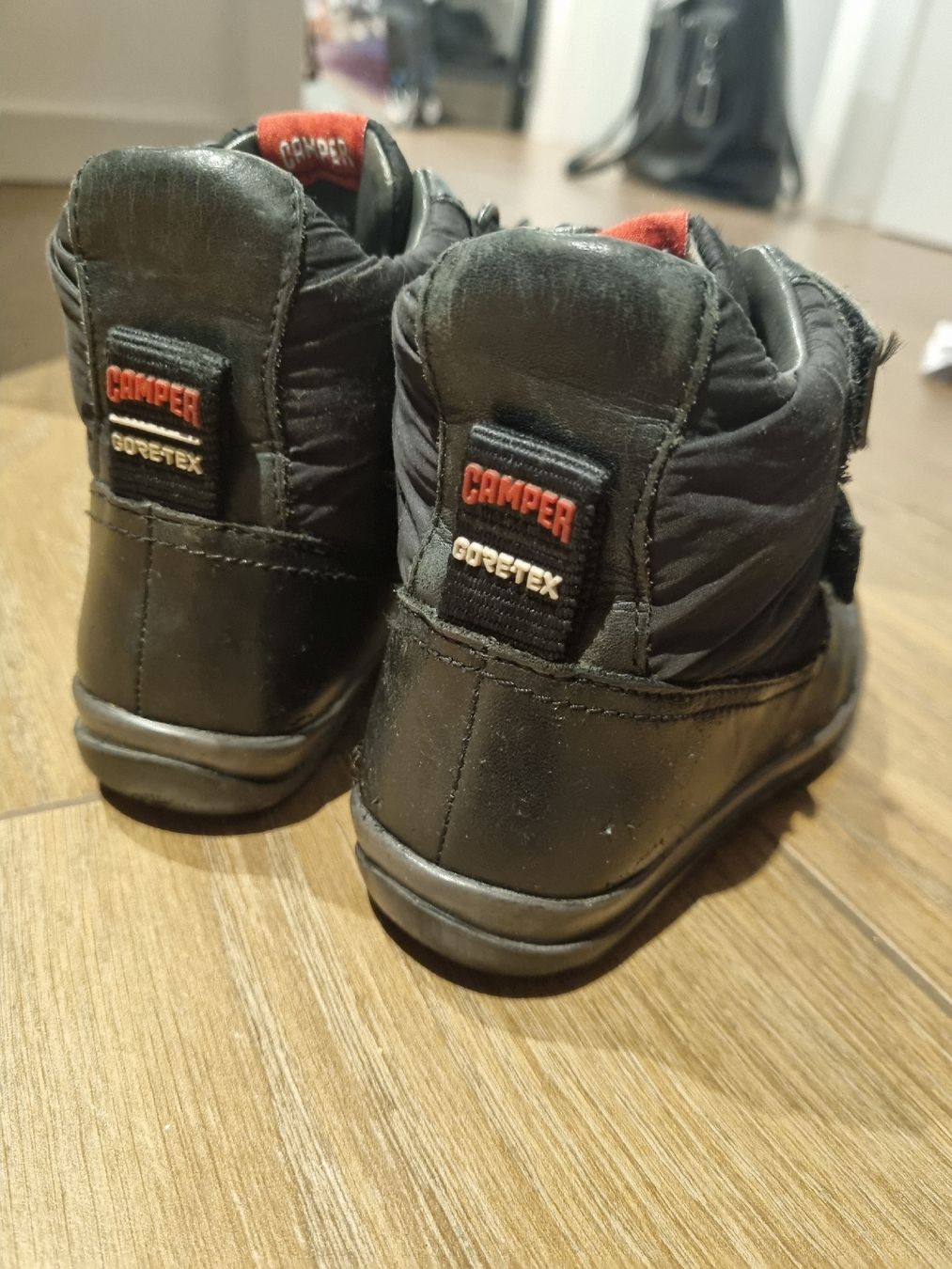 Camper Scarpe per ragazzi: Camper Winter Boots - Black, Size 25 - good Condition! – Usato da CHAMBESY venduto da HDS_Geneve 2