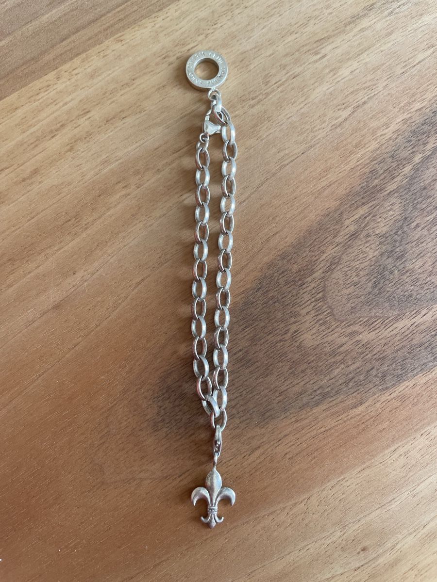 Thomas Sabo Armbänder & -reifen: Thomas Sabo Charm Armband mit Fleur de Lys Anhänger – Gebraucht aus Zürich von katidust 1