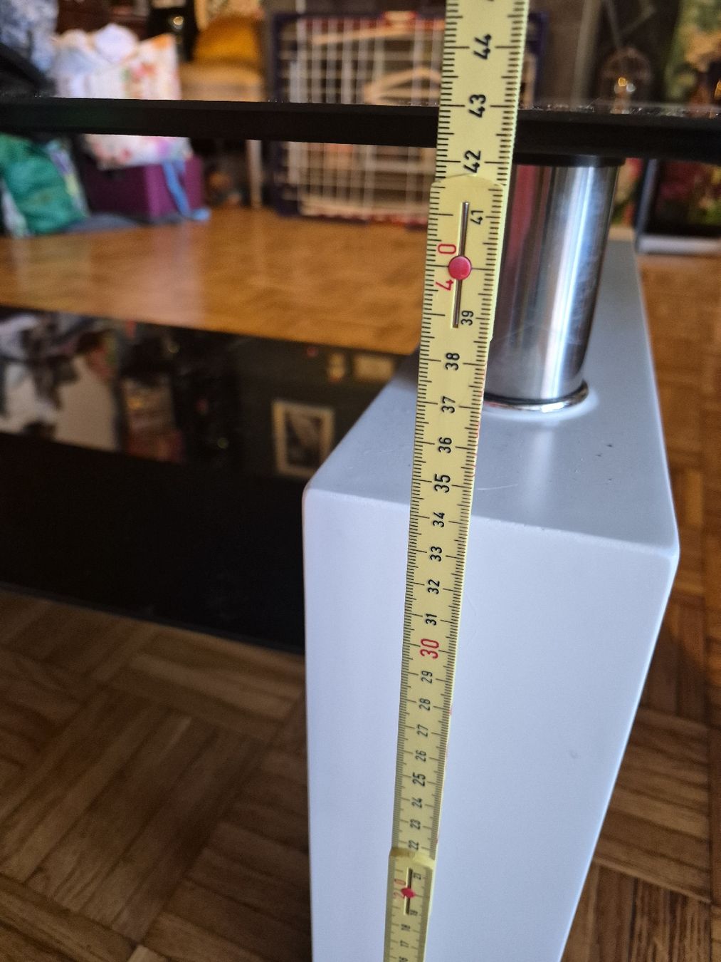 Mobili TV: meuble télévision en verre – Usato da Genève venduto da Joelle64 2