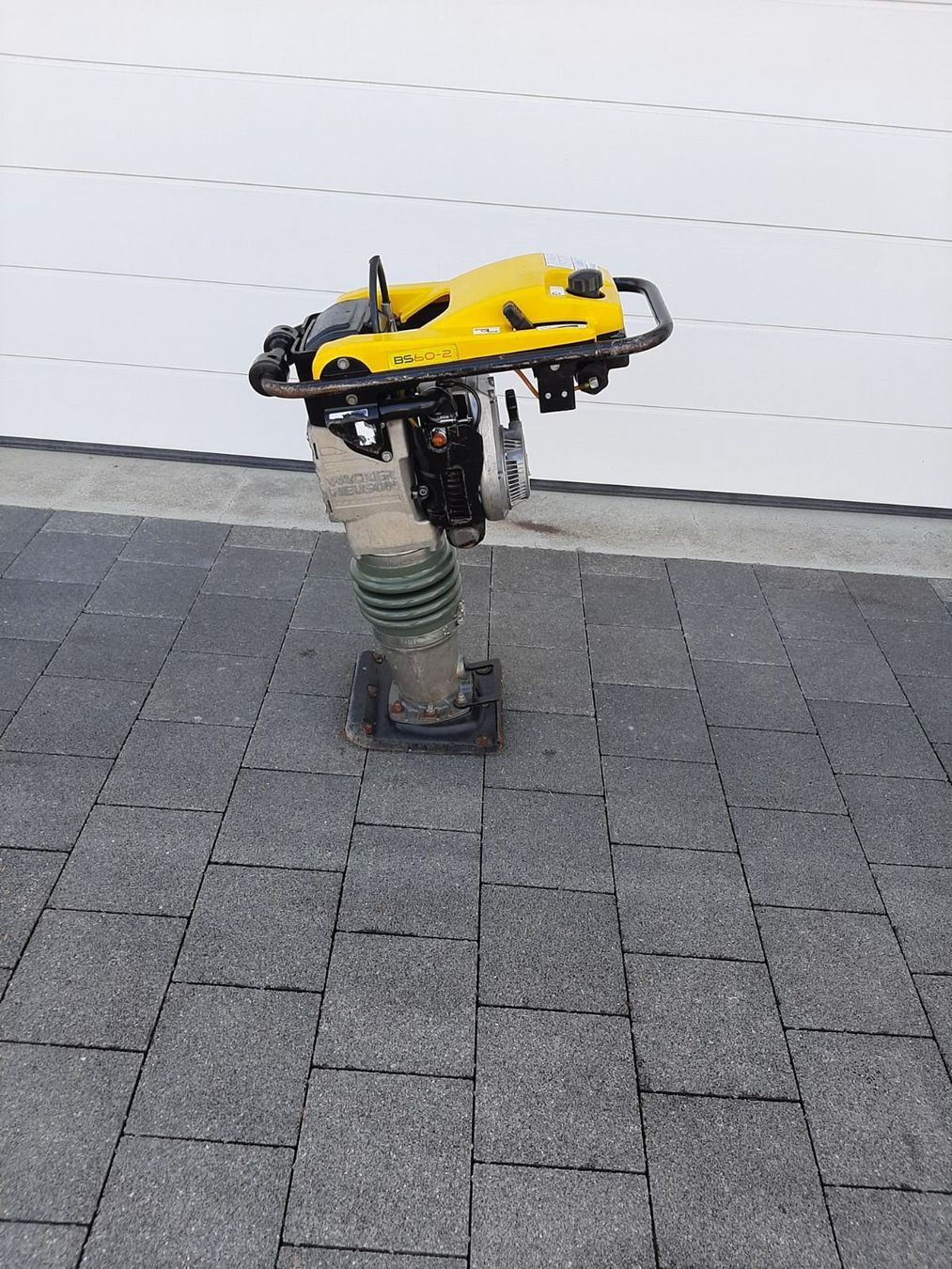 Wacker Neuson Alle Maschinen: Grabenstampfer Rammer Wacker Neuson – Gebraucht aus Rain von Kleinmoto 4