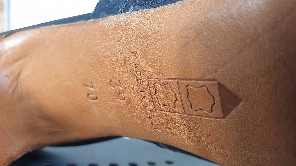 Scarpe da donna: Superbes sandalettes à talons taille 39 – Usato da Pully venduto da san_b2w6 4