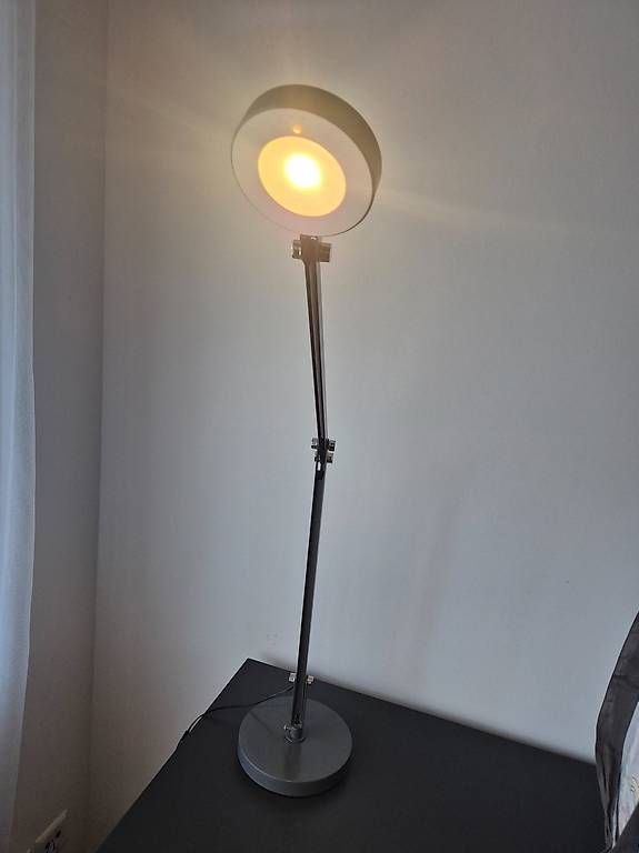 Lampen: Sompex Tischleuchte 'Sting' Grau – Gebraucht aus Bassersdorf von Kalina6 2