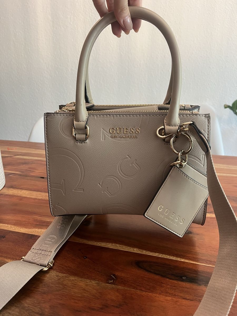 Guess Borse da donna: Guess Tasche Taupe – Nuovo (secondo la descrizione) da Luzern venduto da blackrose_101983 1