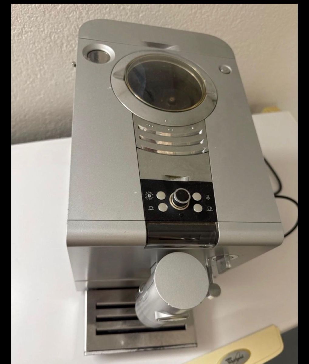 Jura Macchine per caffè & Macchine per espresso: Kaffeeautomat – Usato da Romanshorn venduto da Senada74 1