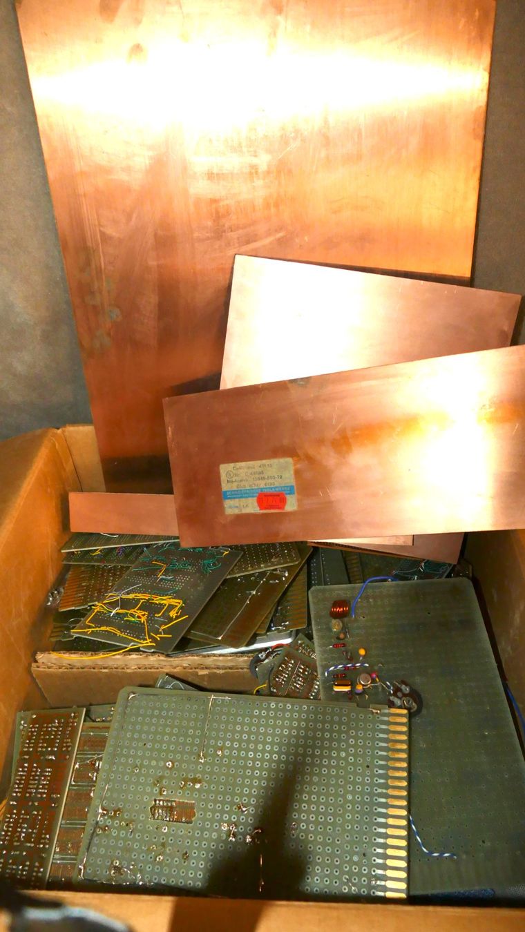 Componenti elettronici: TOUT pour le bricoleur en électronique – Usato da Jouxtens-Mézery venduto da bill4752 7