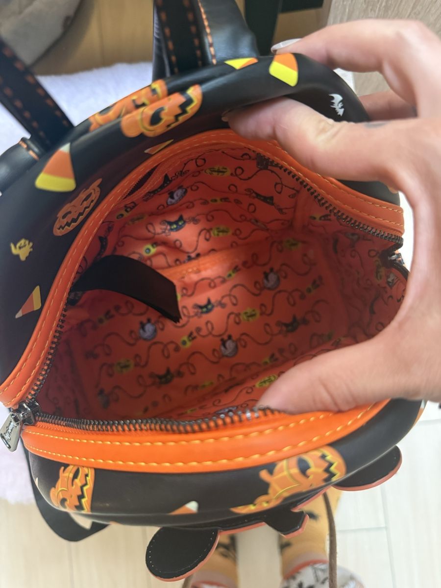 Loungefly Zaini: Sac loungefly l’étrange Noël de Mr.jack – Usato da Boudry venduto da wan_6z8k 1