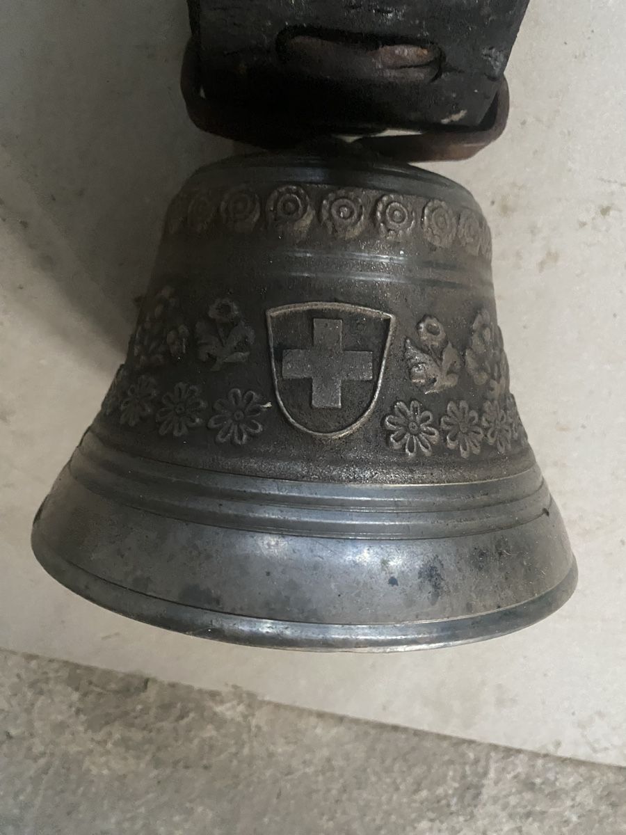 Campanacci mucche: Schelle Glocke – Usato da Menzingen venduto da Edelmuni7 1