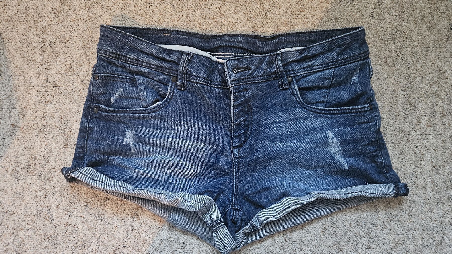C&A Jeans: Jeans Shorts blau in Grösse S – Usato da Lippoldswilen venduto da topmodel62