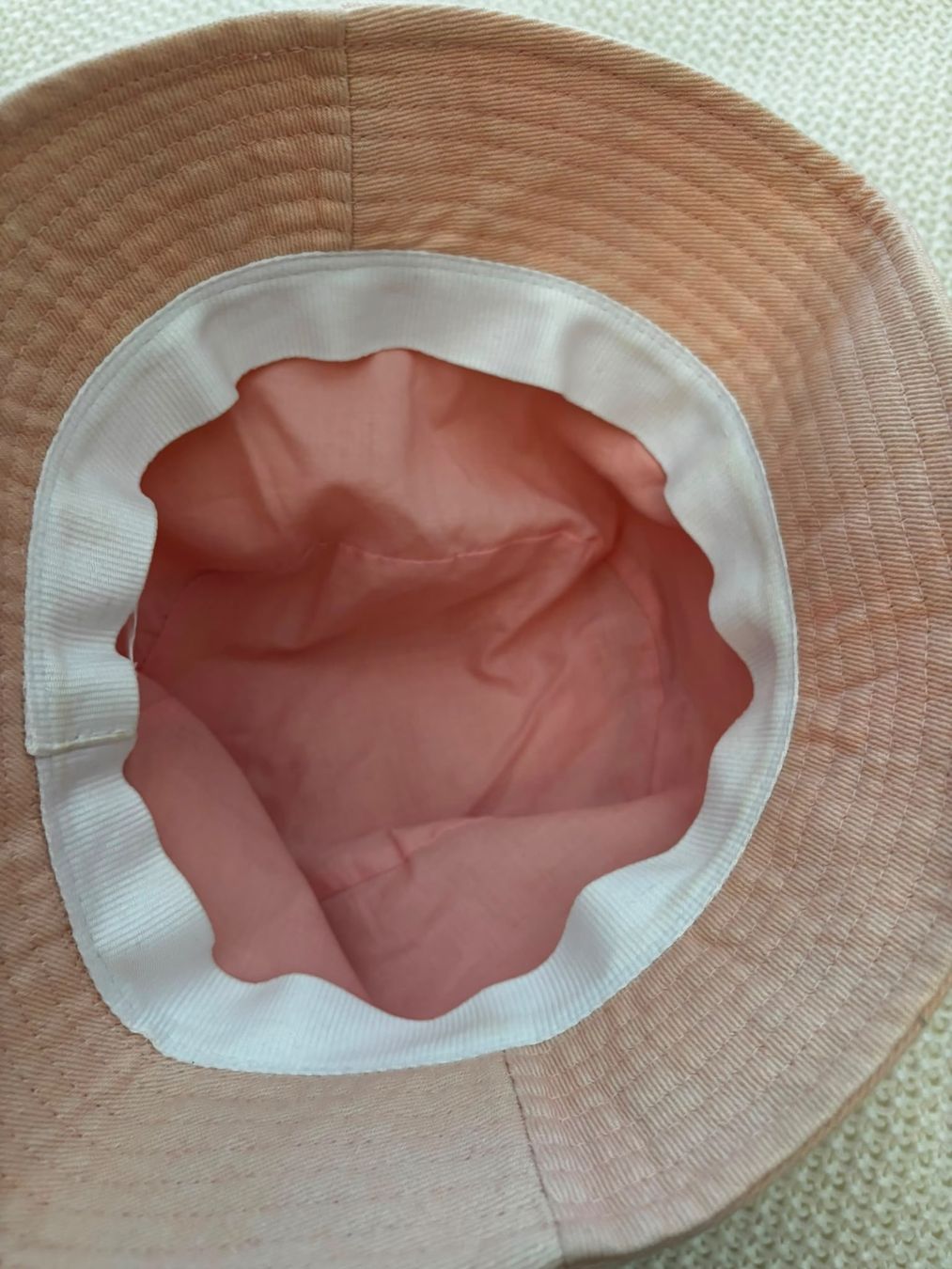 Hüte, Mützen & Caps: Fischerhut, pink, Woman. – Gebraucht aus Eglisau von Marc_J. 1