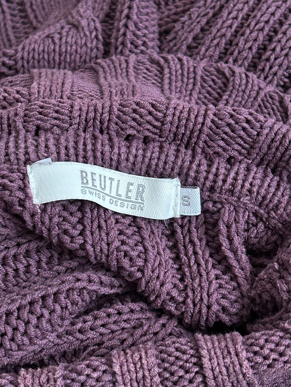 Maglioni & Felpe: Wunderschöner modischer Strickpullover in der Farbe Mauve – Usato da Bern venduto da Smile-2707 2