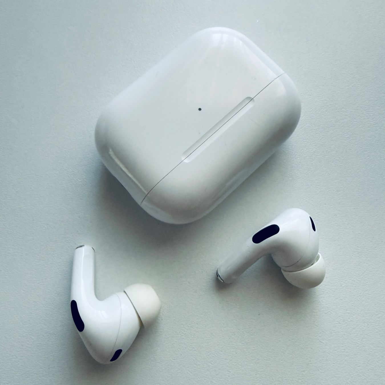 Apple Cuffie: Original Apple AirPods Pro 2, Lightning auf USB-C Kabel – Usato da Basel venduto da MY.AIRPODS.SHOP 7