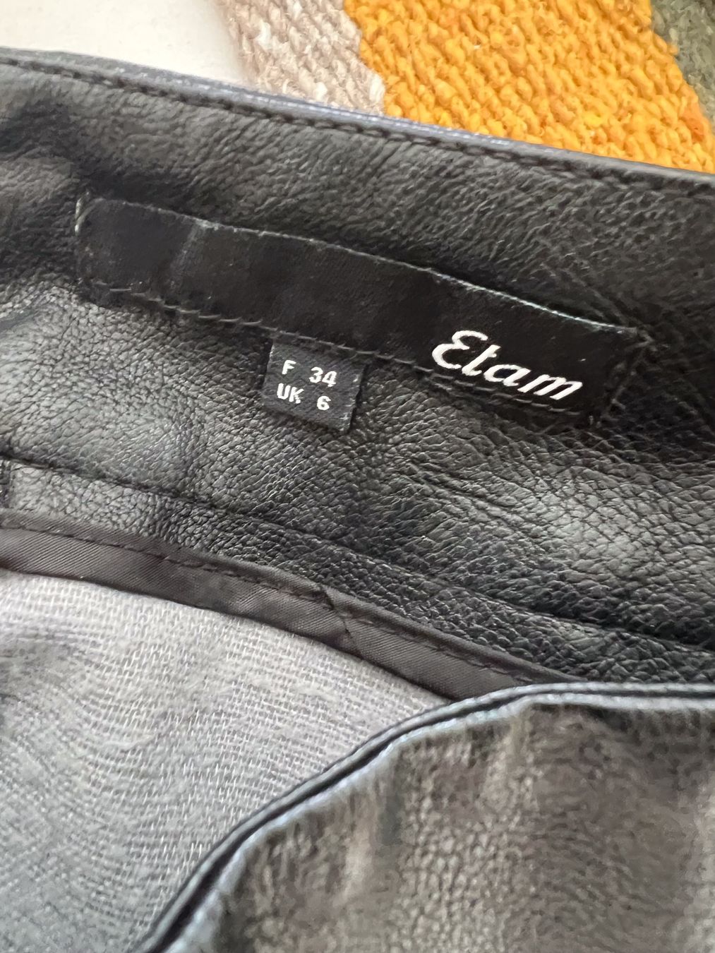 Gonne: Jupe Etam effet cuire XS – Usato da Losone venduto da Misssslucie 3