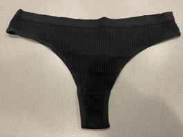 Schwarzer String Tanga - Grösse L - NEU!