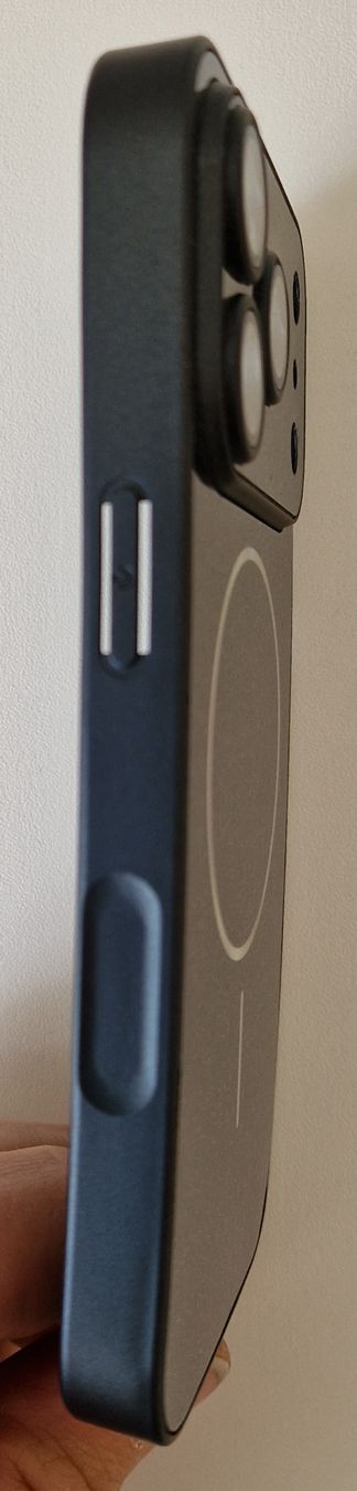 Cover & Protezioni schermo: iPhone 17 Pro / Pro Max Smartphone-Schutzhülle – Nuovo e nell'imballaggio originale da Menziken venduto da chs_xd76 4