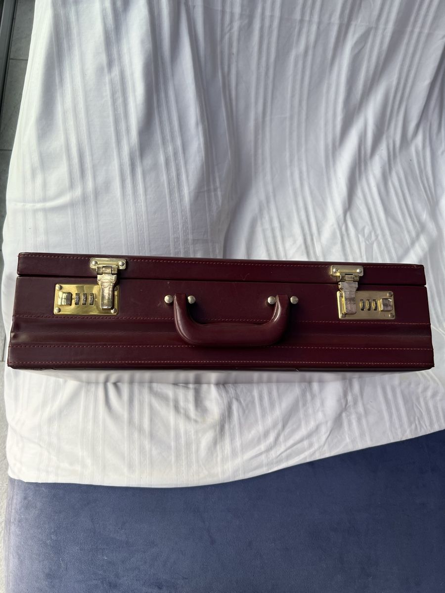 Valigie & Borse: Aktenkoffer Leder – Usato da Betschwanden venduto da Dognose 3