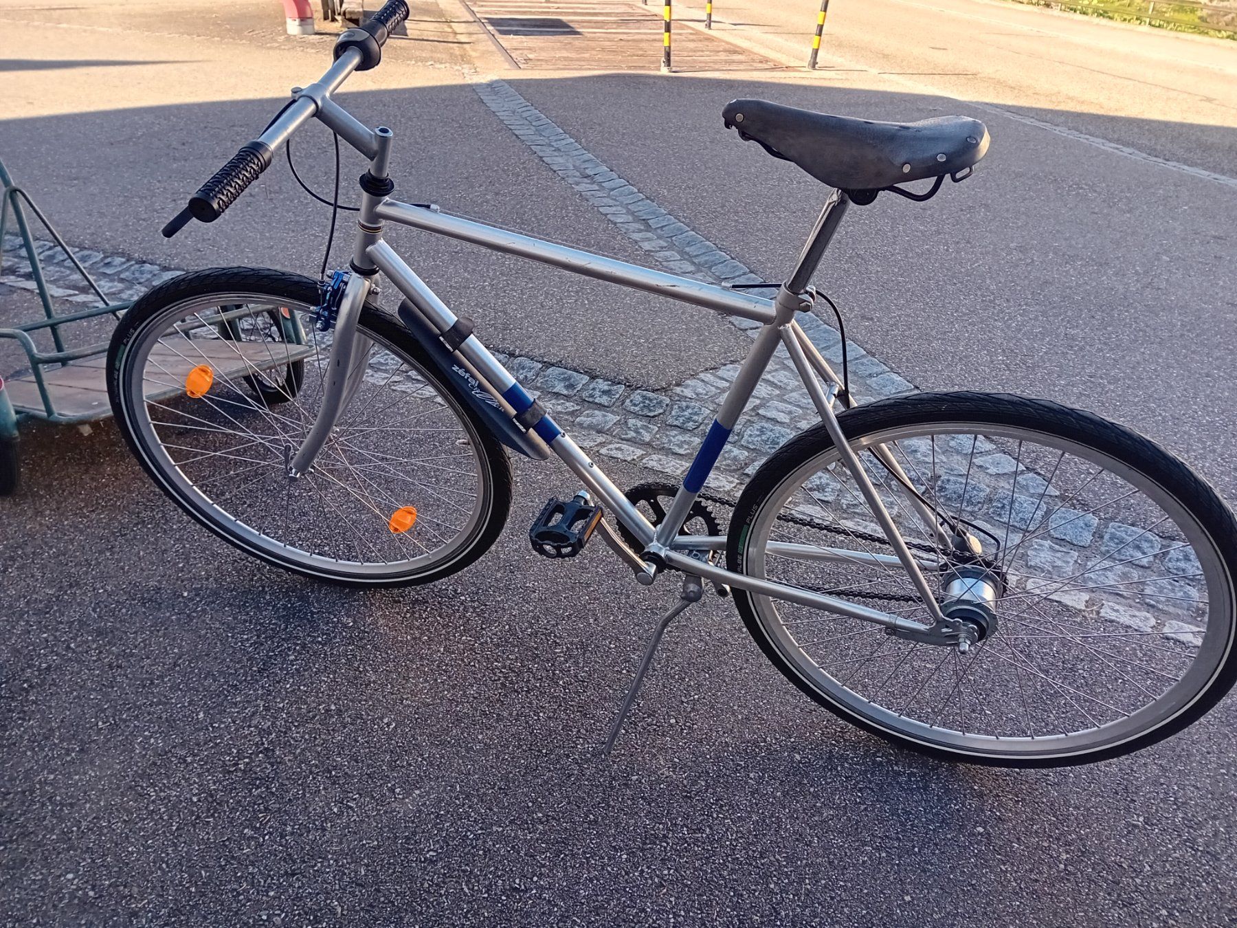 Biciclette: Herrenvelo, Top Zustand, Silber – Usato da Wegenstetten venduto da 1000er 2