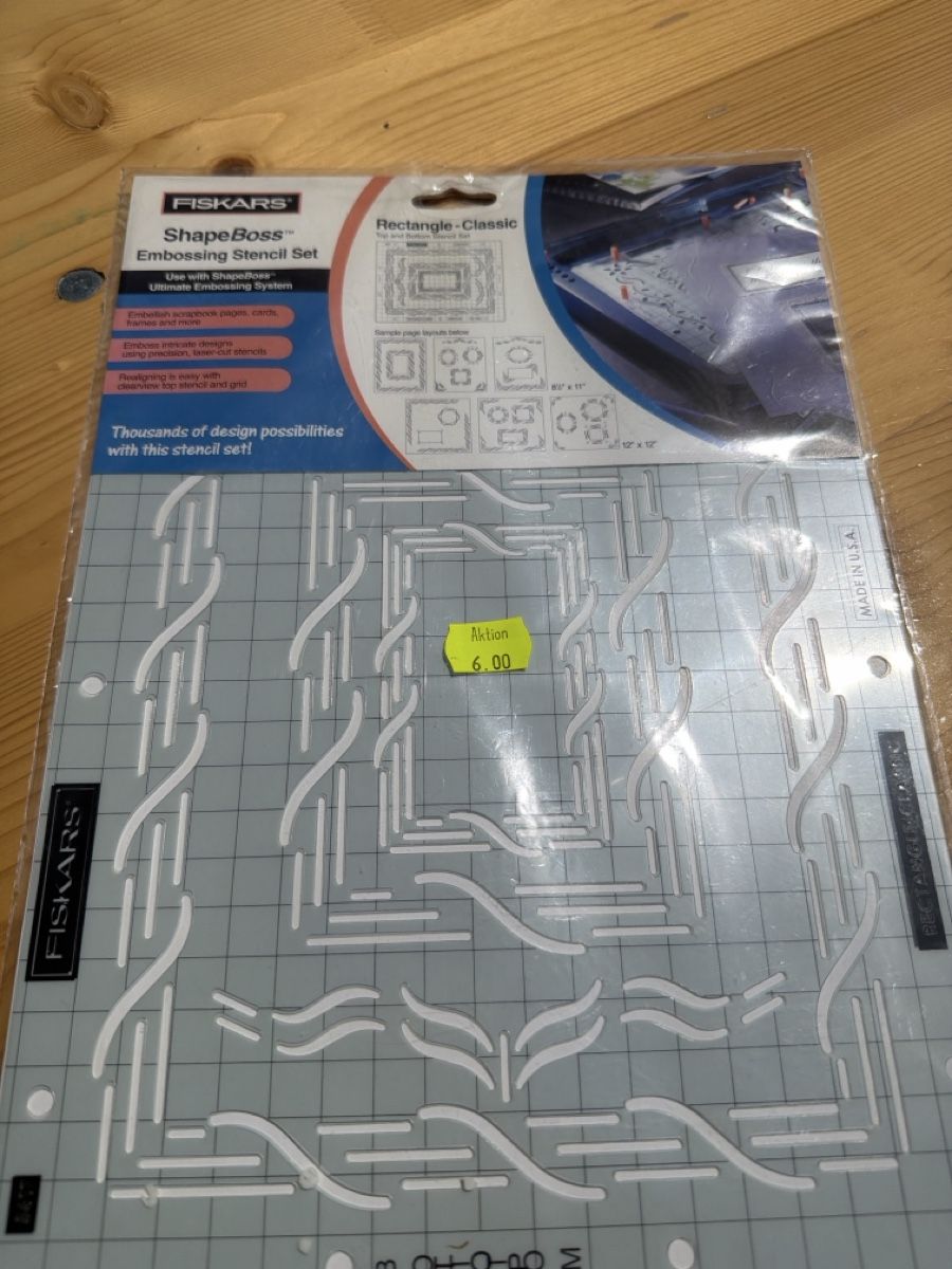 Schablonen: Fiskars ShapeBoss Embossing Stencil Set Rectangle-Classic ne – Neu (gemäss Beschreibung) aus Hefenhofen von jbeb