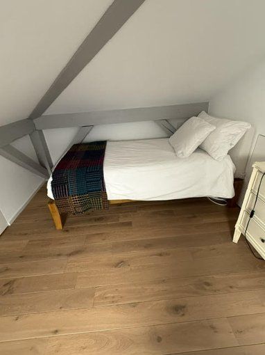 Letti: Pair Thuma Twin Beds and Matresses – Usato da Vevey venduto da lis_9fyf 1
