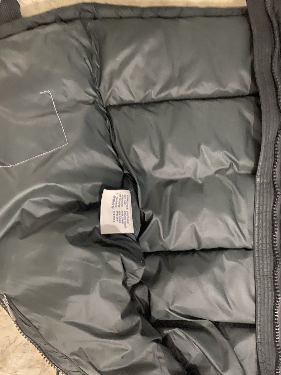 Moncler Giacche: Moncler Winterjacke – Usato da Zug venduto da high1970 1