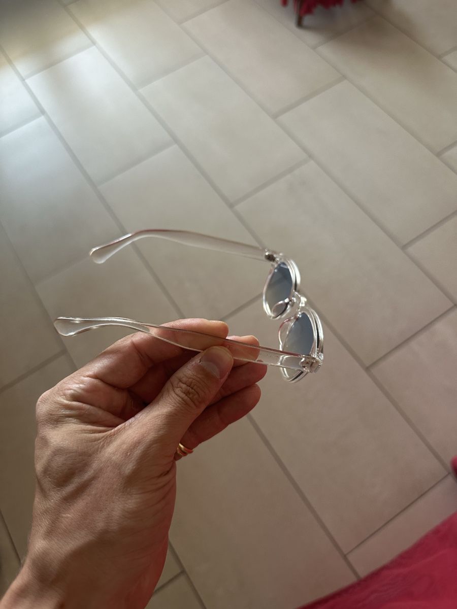 Occhiali & Lenti: Sonnenbrille light blue UV1 – Usato da Zürich venduto da SunnySeller 2