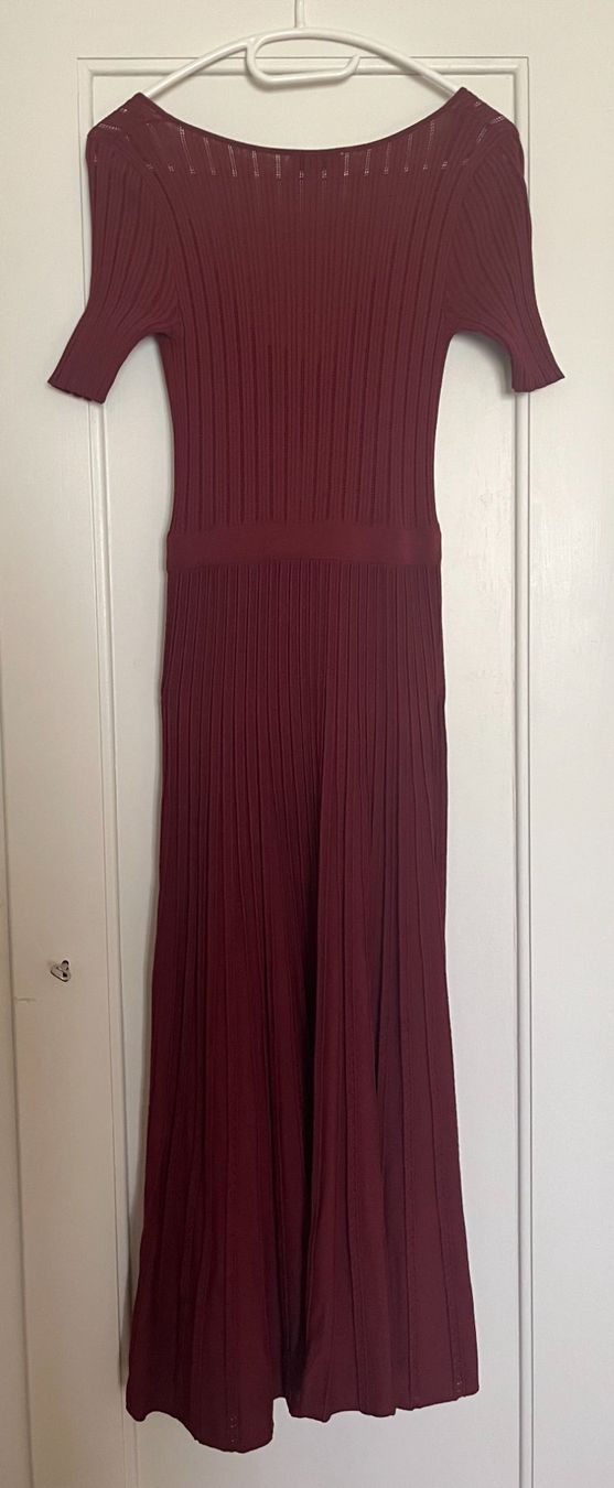 Sandro Vestiti: Robe longue Sandro bordeaux,  Taille 1 XS-S – Nuovo (secondo la descrizione) da Genève venduto da He364 7