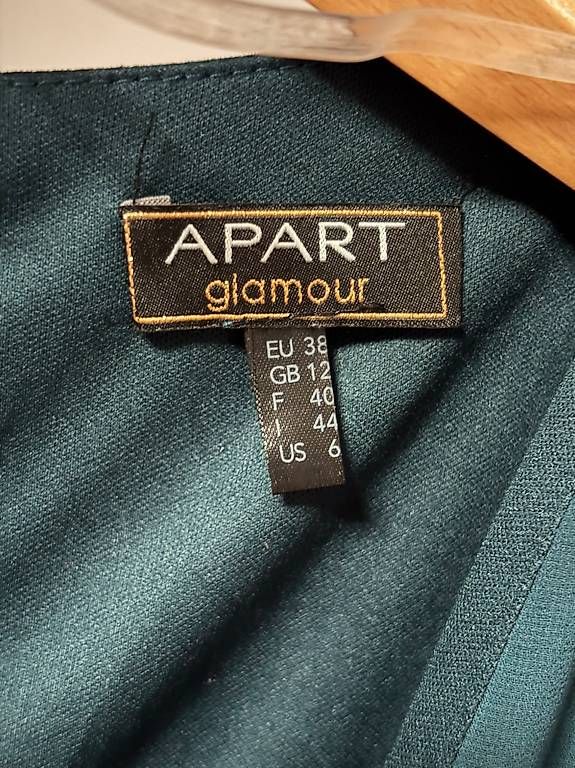 Robes: Abito – D'occasion à Giubiasco par sc-77 2