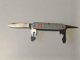 Superbe Couteau militaire Suisse Wenger 82 Collector !