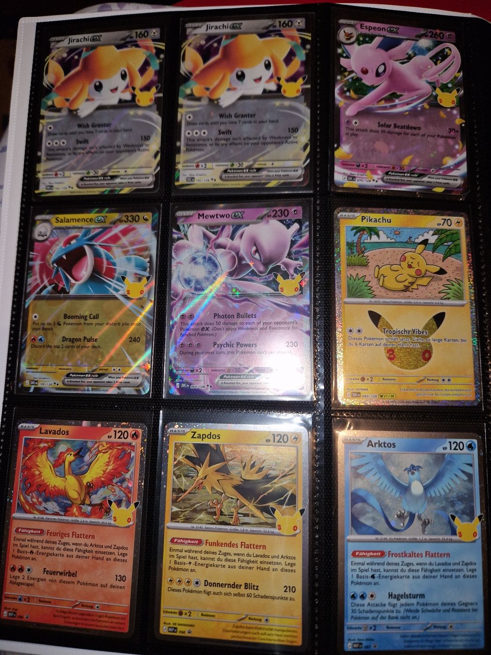Pokémon Carte collezionabili: 30th Pokémon Karten mit Binder – Nuovo (secondo la descrizione) da Wangen b. Olten venduto da shlem 2