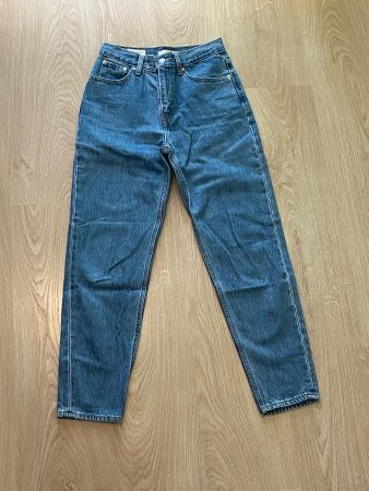 Levi's Mom Jeans Grösse 24