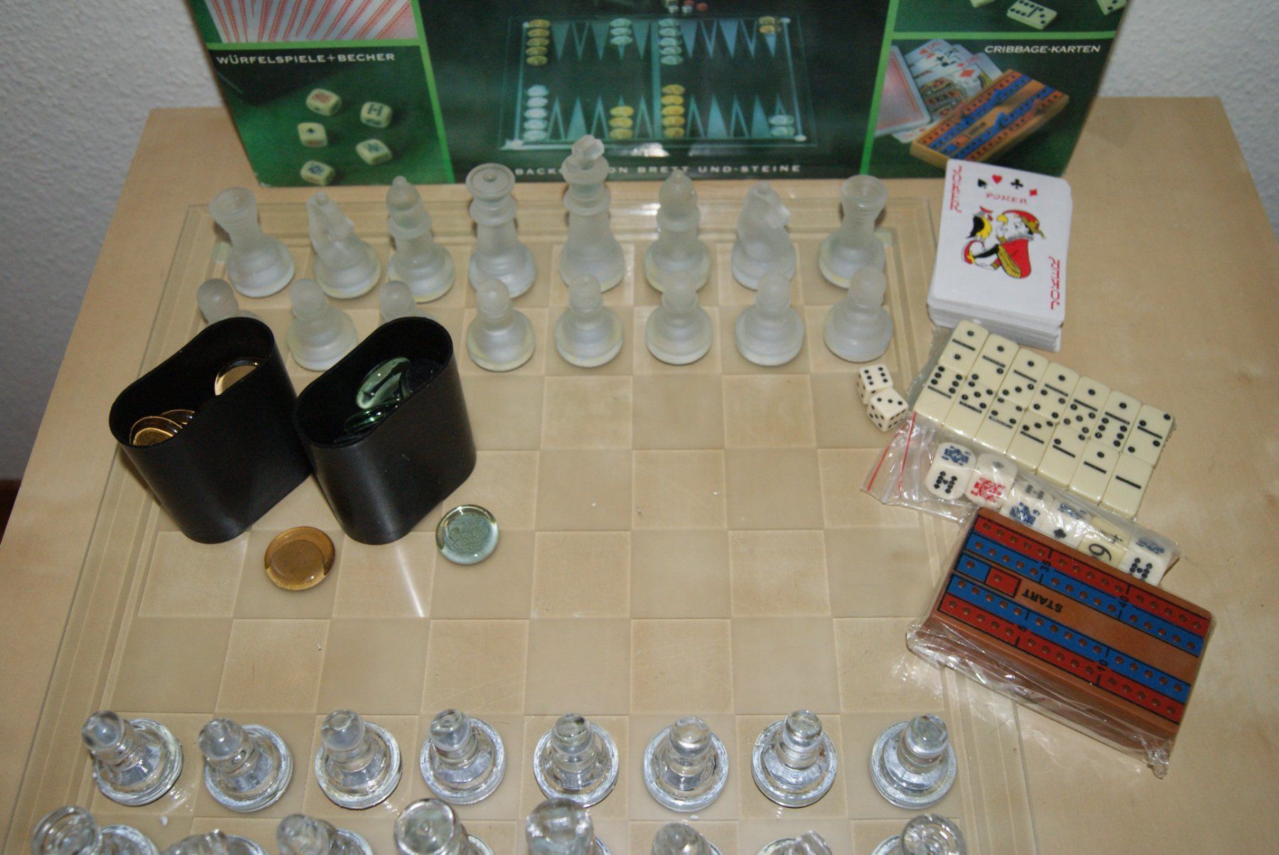 Giochi: Glas - Schach / Backgammon  - mit Glas Figuren – PLUS …. – Usato da Zürich venduto da Widi1 6