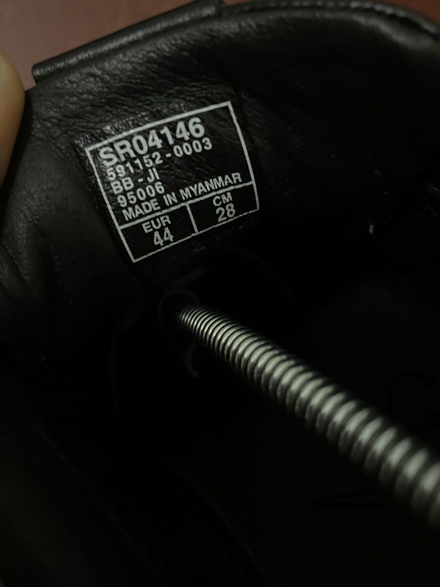 Scarpe da uomo: Black leather shoe – Usato da Zürich venduto da Royko 4