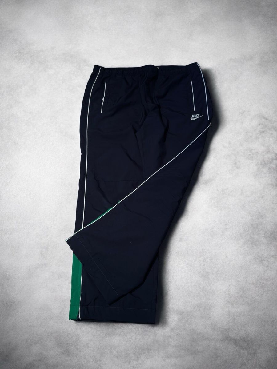 Nike Pantaloni: Nike Trackpants (L) – Nuovo (secondo la descrizione) da Aarburg venduto da syning46 1