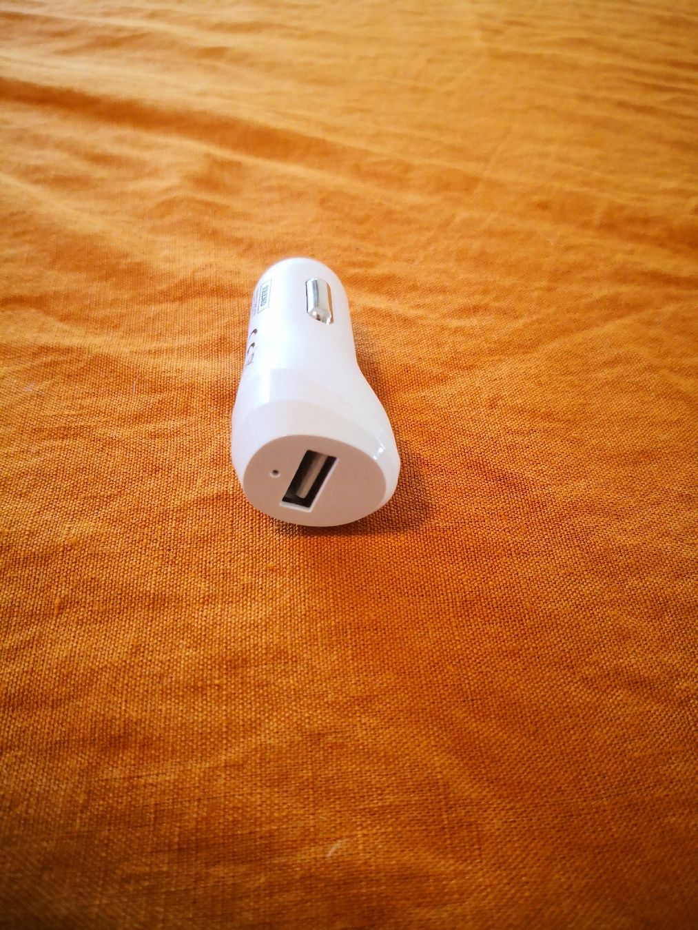 Caricabatterie: TREND USB Auto Ladegerät 12-24V auf 5V 2.4A – Nuovo (secondo la descrizione) da Basel venduto da 02134711 1