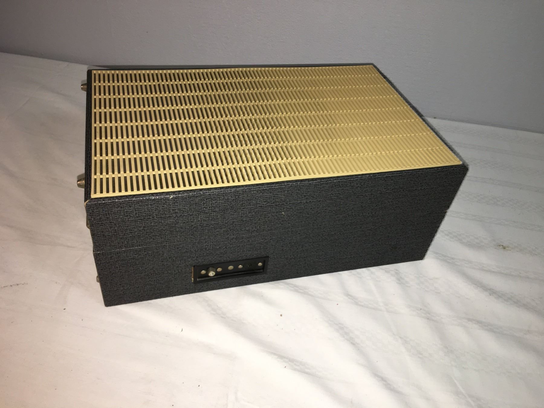 Lenco Giradischi: LENCO Kofferverstärker 640 V – Usato da Arch venduto da seil819 1