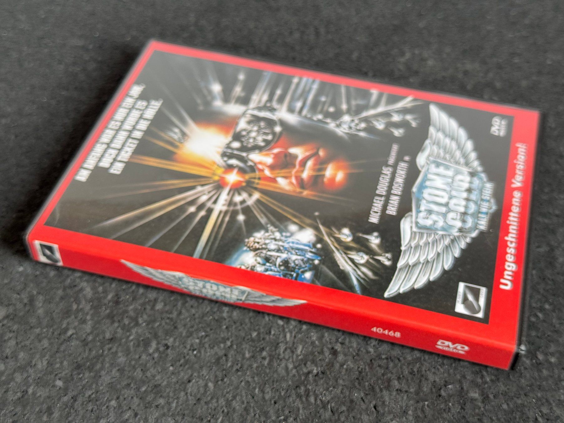 Tous les DVDs: Stone Cold "Kalt wie Stein" DVD DE ungeschnittene Version – D'occasion à Fribourg par tschjoly 5