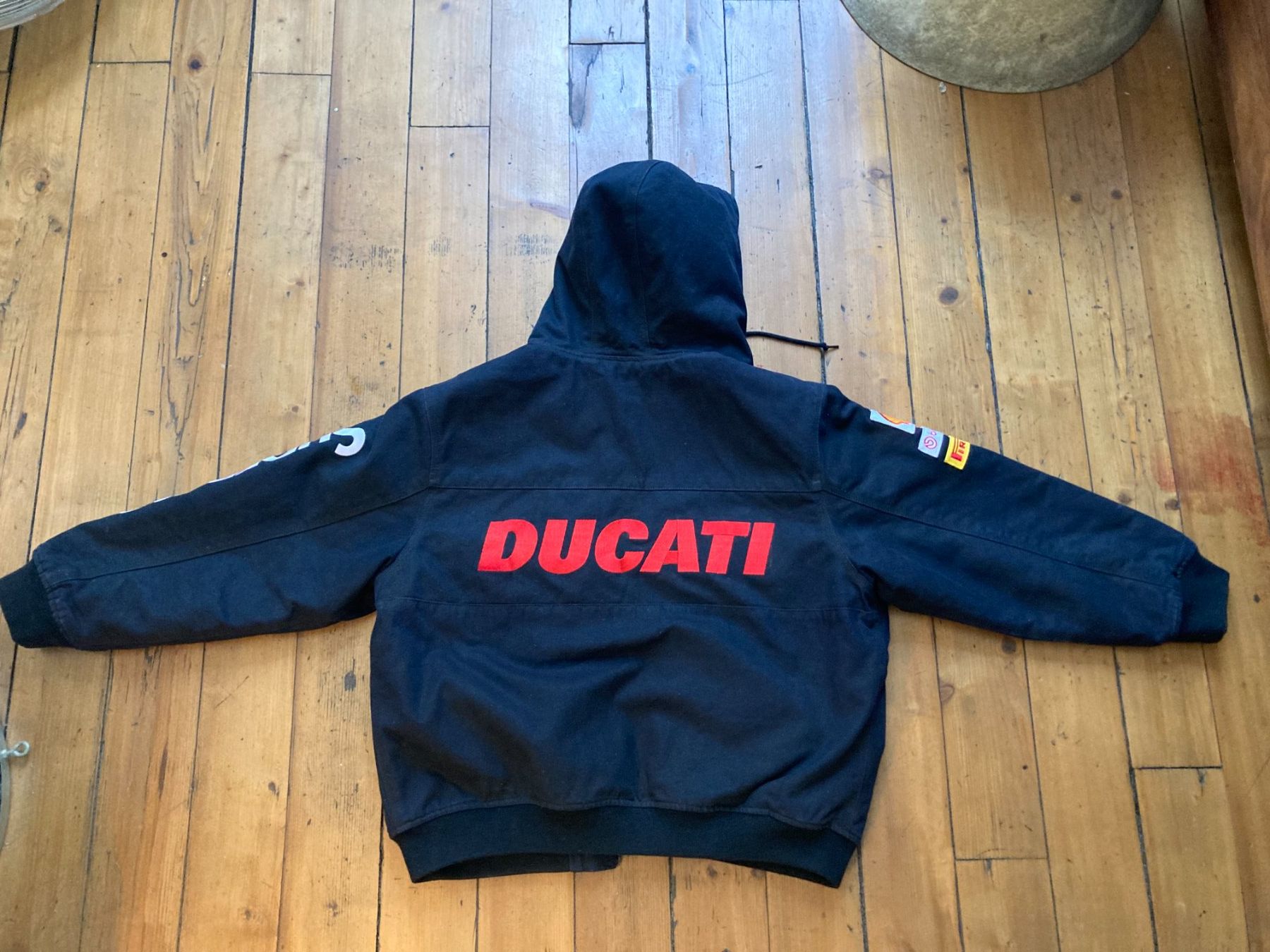 Supreme Giacche: SUPREME X Ducati | Hooded Work Jacket – Usato da Lausanne venduto da mic_95f9 1