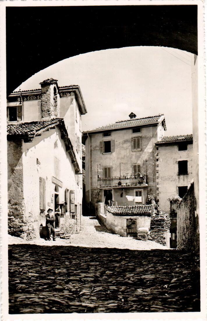 Cartes postales: Cademario Piazza S. Rocco – D'occasion à Wolhusen par Curver9