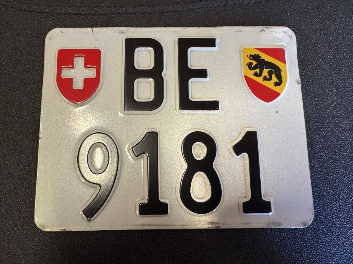 Insegne: Motorradnummer 9181 – Usato da Spreitenbach venduto da Schumacher